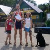 Verspringen_trotse_vader_en_kids